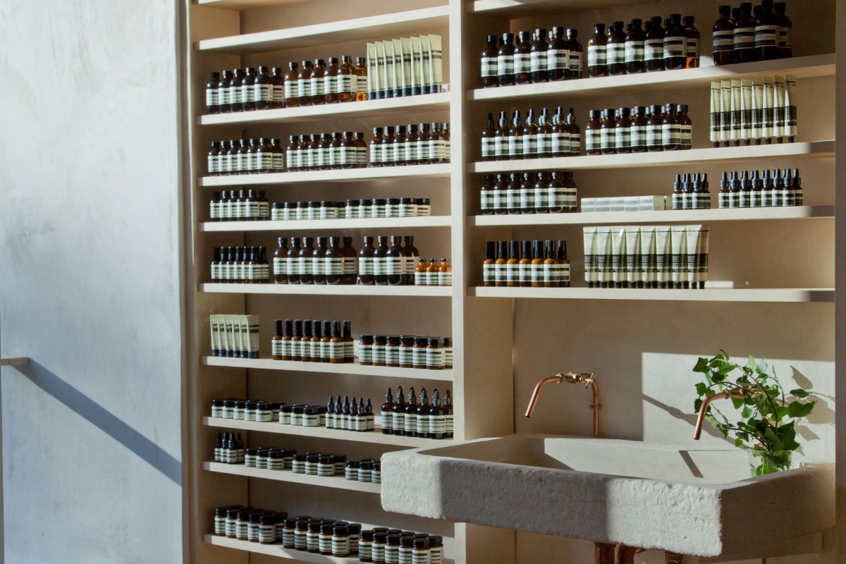 探索優(yōu)質(zhì)洗護(hù)秘籍，輕松打造魅力男士形象