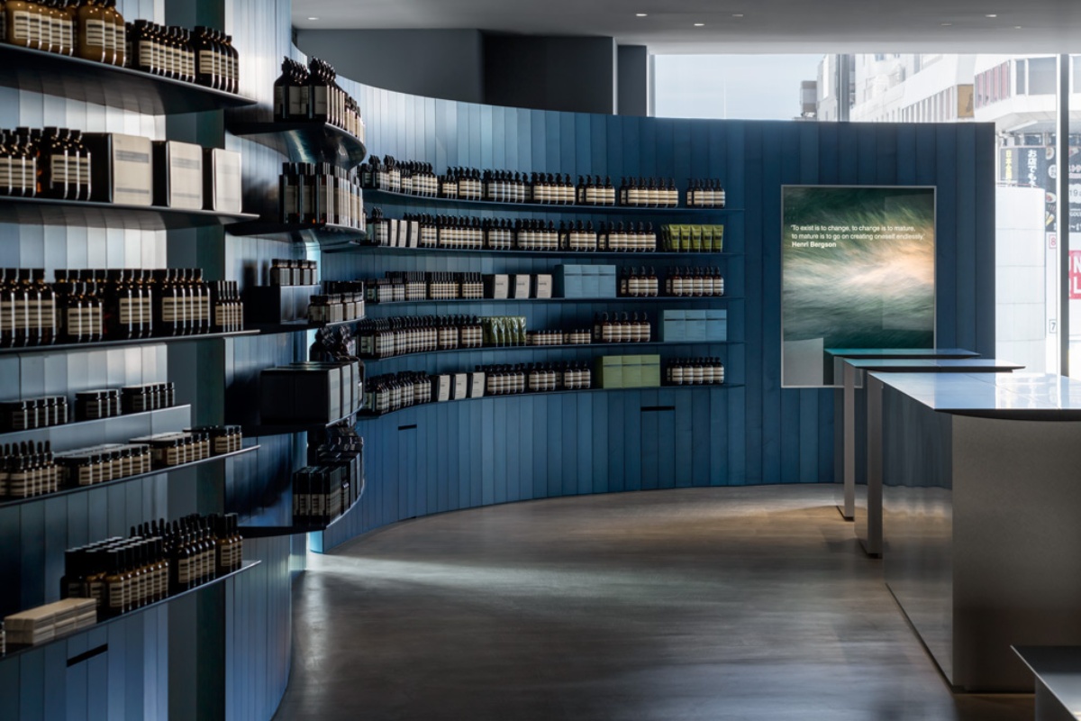 男士專用洗發(fā)水：特別適合細(xì)軟發(fā)質(zhì)，增強(qiáng)發(fā)絲韌性